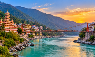Gurugram to Rishikesh cab near Ganga and suspension bridge